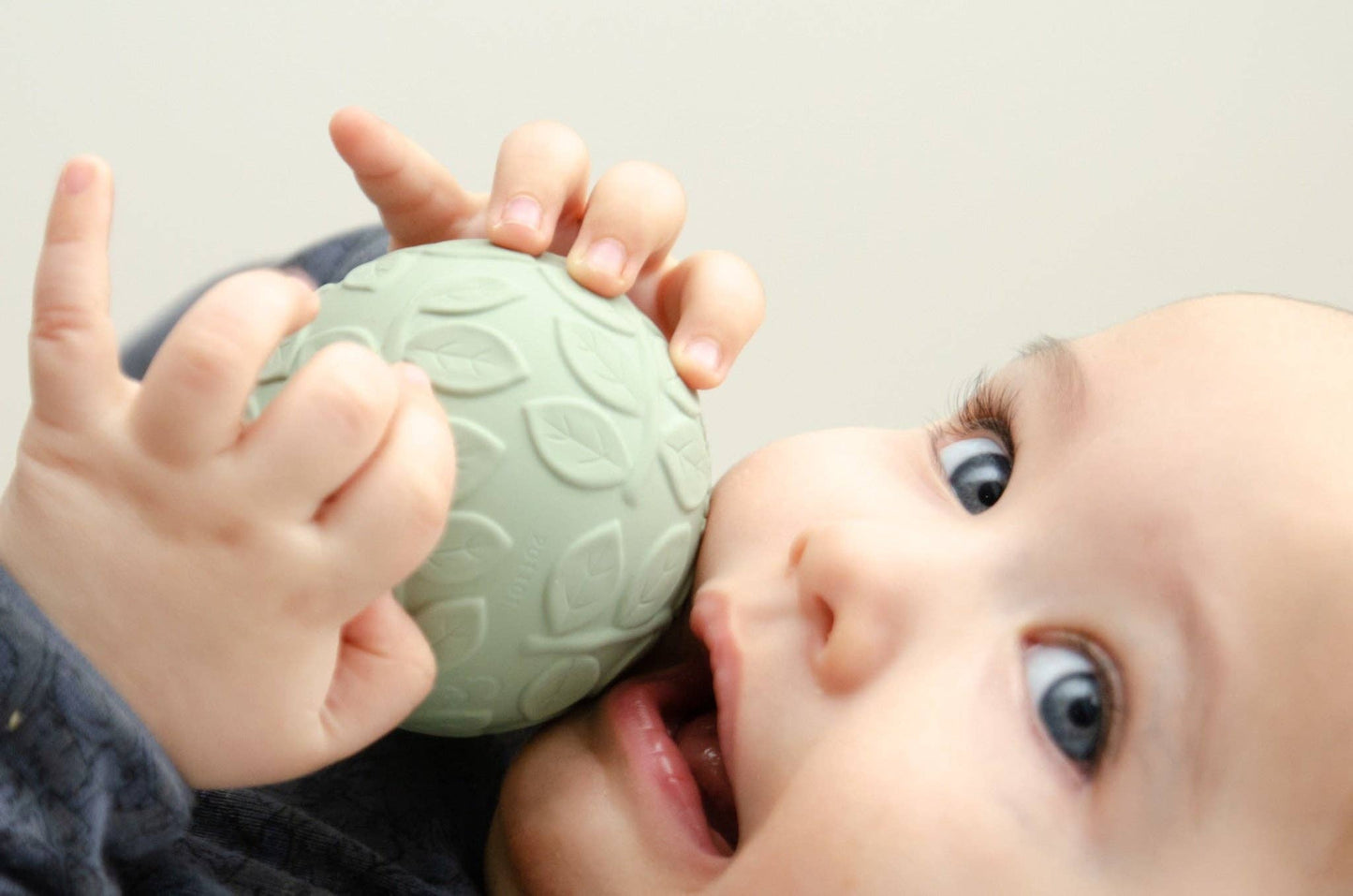 Natural rubber Sensory Ball Set Leaf - Green